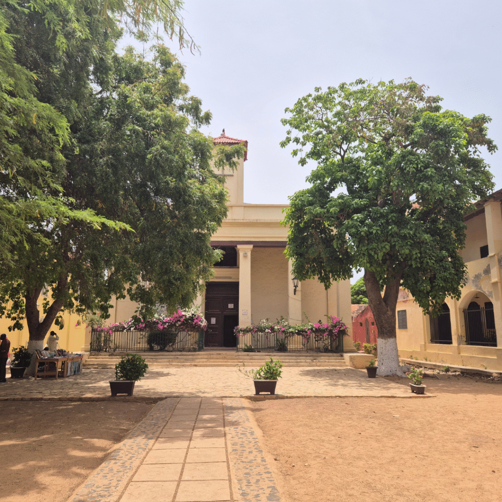 Guide pratique de l'île de Gorée