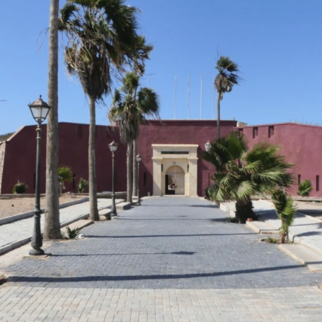 Guide pratique de l'île de Gorée